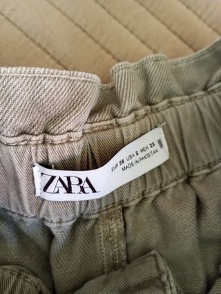 Pantalones  vaquero Zara beige cintura elástica