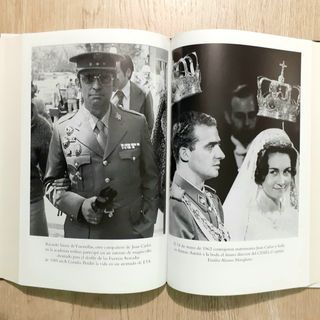 Libro AL SERVICIO DE SU MAJESTAD: LA FAMILIA REAL