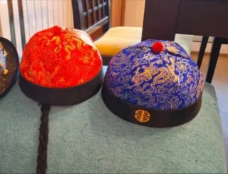 Sombreros disfraz: pirata, chinos y miedo