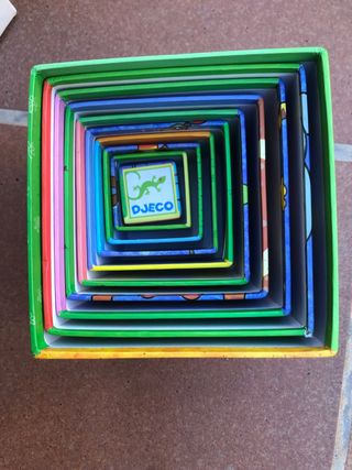 Cubos apilables Djeco (10 cubos)