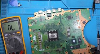 Reparación PS5 Luz Azul parpadea No enciende