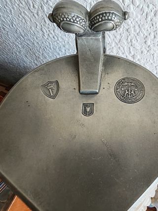 Jarra peltre antigua