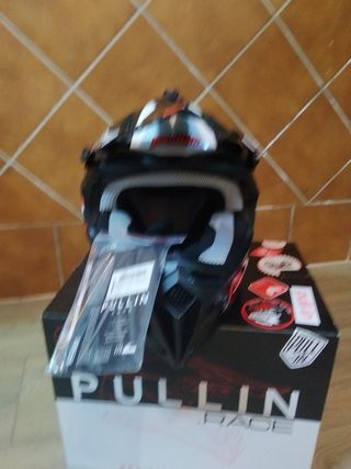 Casco Pullin Race Motocross NUEVO CON ETIQUETA