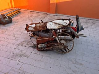 Despiece derbi  Antorcha 50€ 