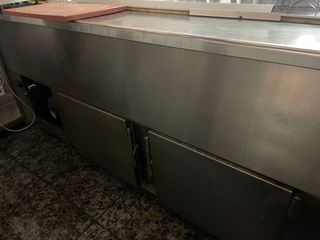 Vitrina acero+Nevera 2 puertas y estantería