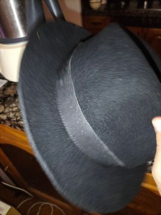 Sombrero fedora negro antiguo