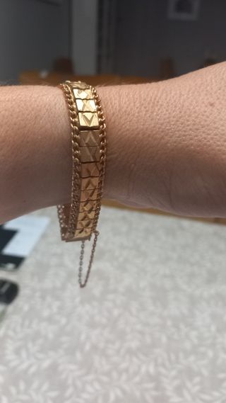 Pulsera chapada en oro