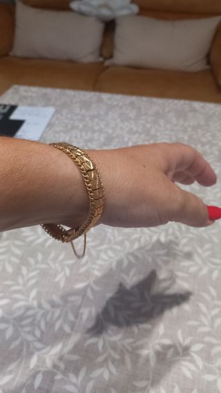 Pulsera chapada en oro