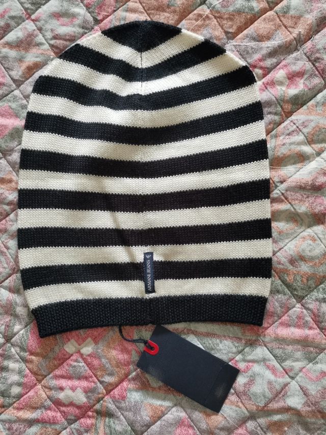 Cappellino Armani Jeans nuovo con cartellino