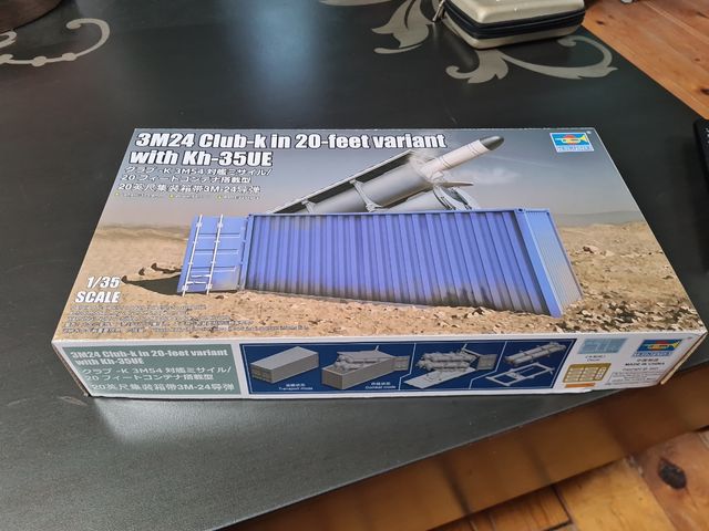 Maqueta 1:35 3M24 Club-K Trumpeter