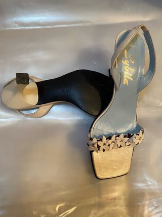 Sandalias Sybilla beige y azul