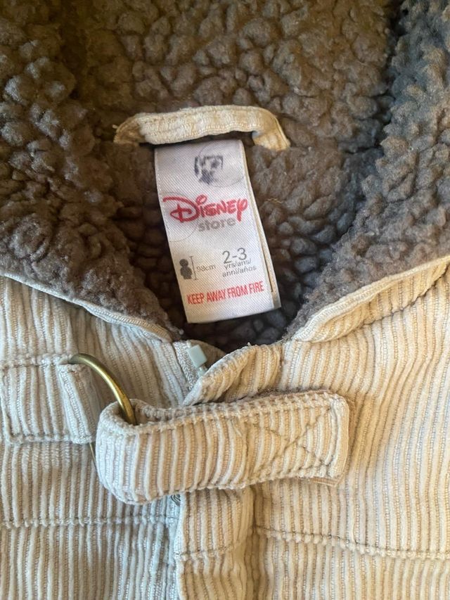 Abrigo de Disney Store