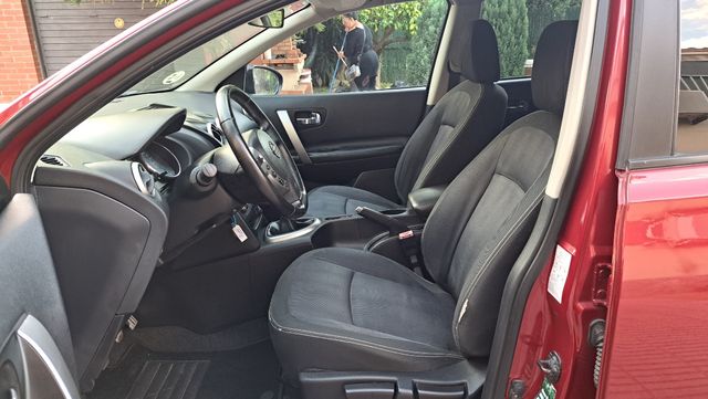 Nissan Qashqai+2 2010