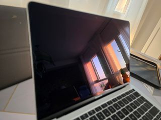 MacBook Air 13 2019 i5 1.6ghz