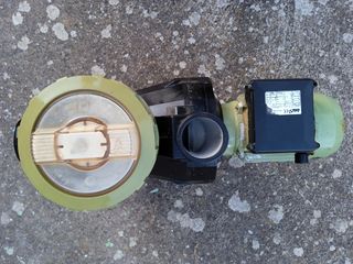 Depuradora piscina 230V usada
