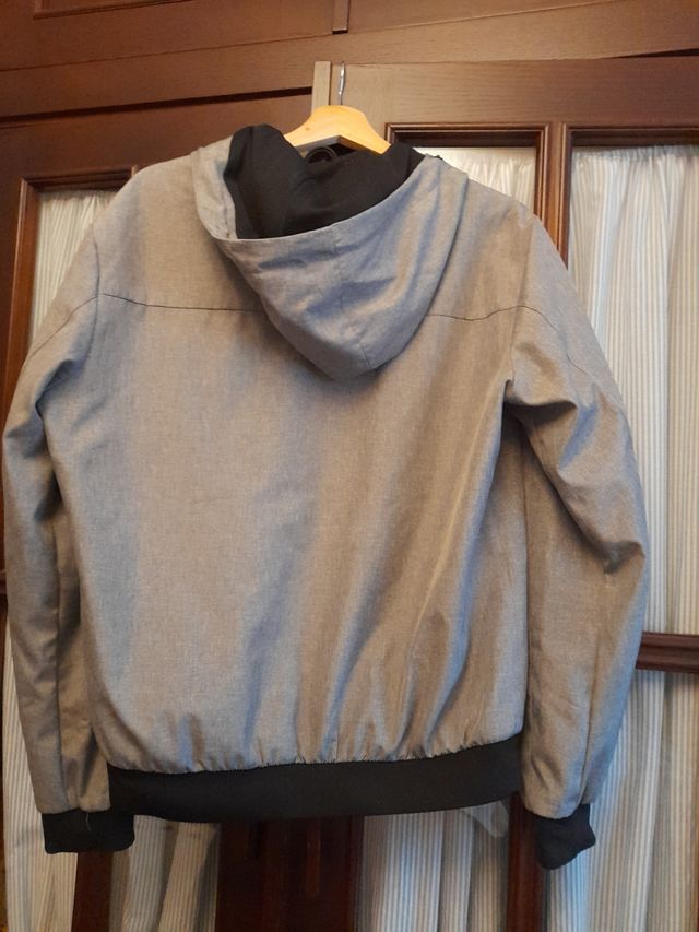 Cazadora Jack & Jones gris - Talla M