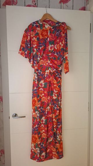 Vestido midi floral rojo, regalo los zapatos