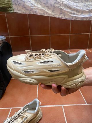 Zapatillas Adidas beige