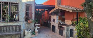 Chalet independiente con jardín 