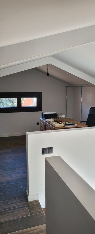 Chalet independiente con jardín 