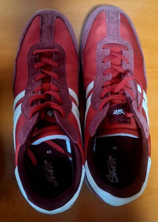 Zapatillas Pull Bear rojas - Talla 40