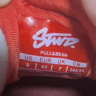 Zapatillas Pull Bear rojas - Talla 40