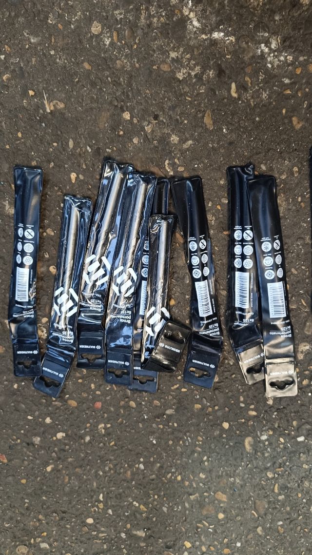 Brocas Widia - 10 unidades 5€ de 5 /8 y 10mm