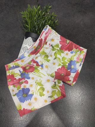 Shorts floreali Mayoral 9 anni