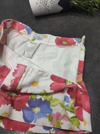 Shorts floreali Mayoral 9 anni