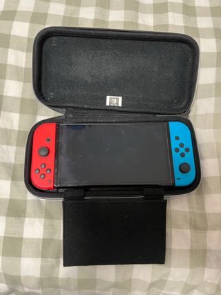Nintendo Switch OLED - Azul/Rojo