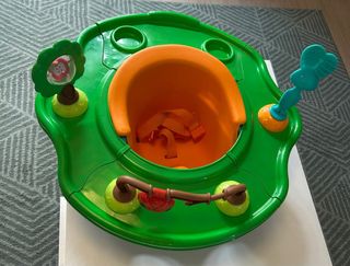 Asiento Bebé 3 en 1 - silla, mesa de actividades