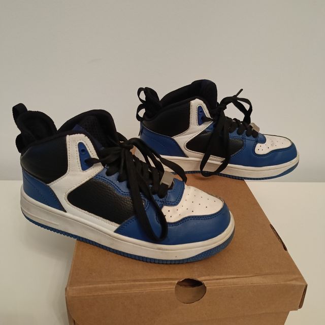 Scarpe Bata bimbo n.32