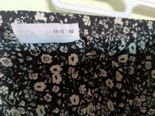 Falda negra flores - niña talla 11-12