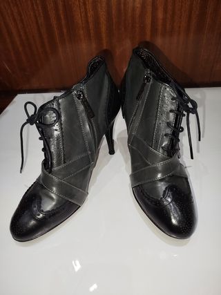 Botines BIMBA Y LOLA negros y grises