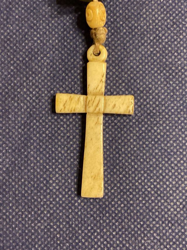 Rosario antico in osso e giada