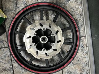 Rueda Keeway RKV 17" con neumático