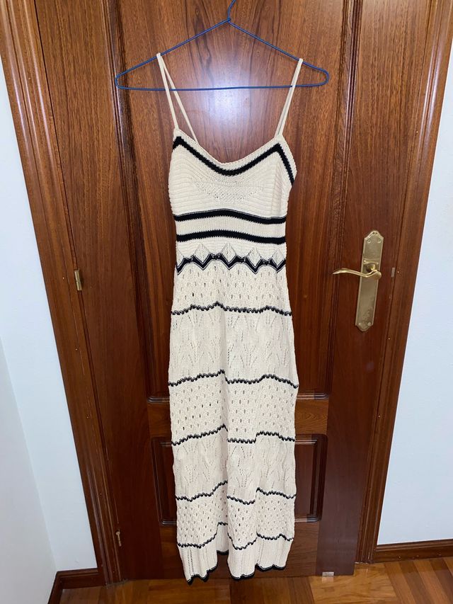 Vestido crochet beige y negro