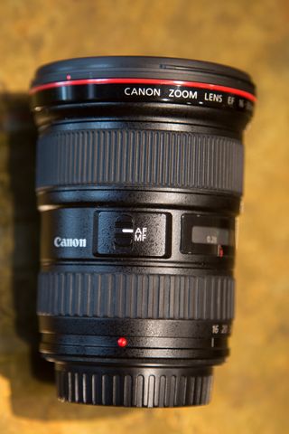 Objetivo Canon 16-35mm f/2.8L USM