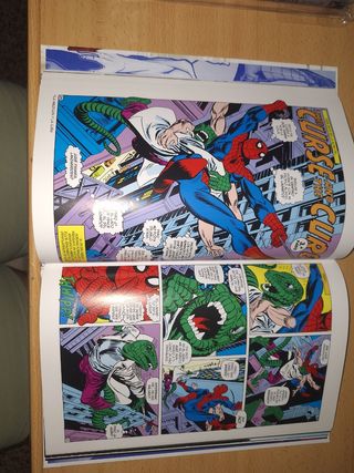 100% Marvel HC SPIDERMAN VS MORBIUS