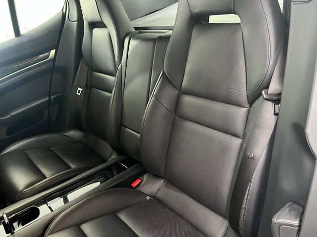 Porsche Panamera 4S