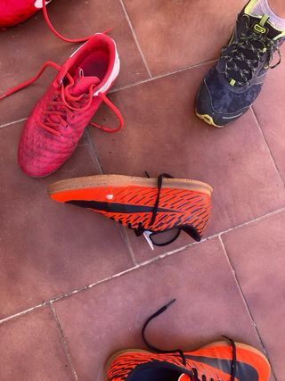 Botas fútbol: 2 césped artificial + 1 futsal
