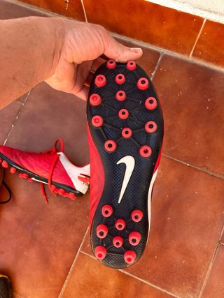 Botas fútbol: 2 césped artificial + 1 futsal