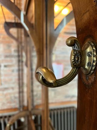 Aparador antiguo de madera