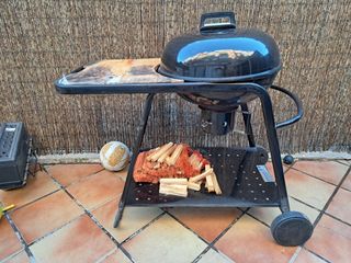 Barbacoa exterior negra