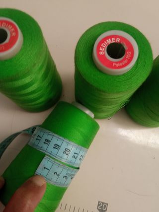 Hilos  de maquina de coser 