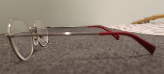 Gafas Ray-Ban hexagonales rojas y plateadas