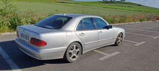 Mercedes-Benz Clase E 320 