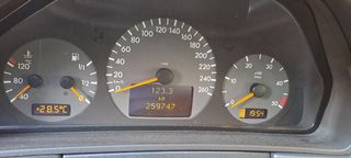 Mercedes-Benz Clase E 320 