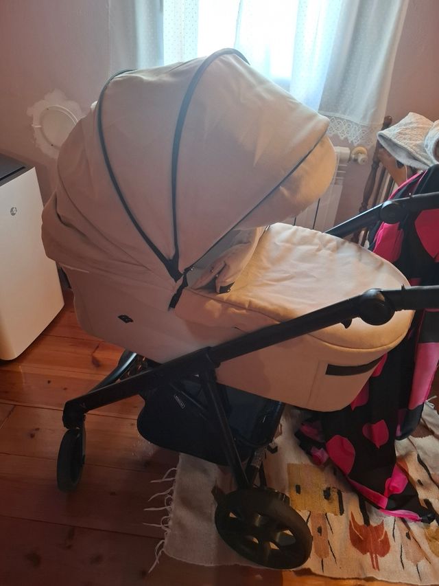 Bebecar V-Cross: Cochecito con todos los extras