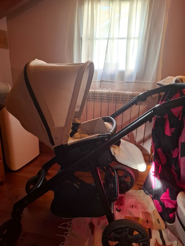 Bebecar V-Cross: Cochecito con todos los extras